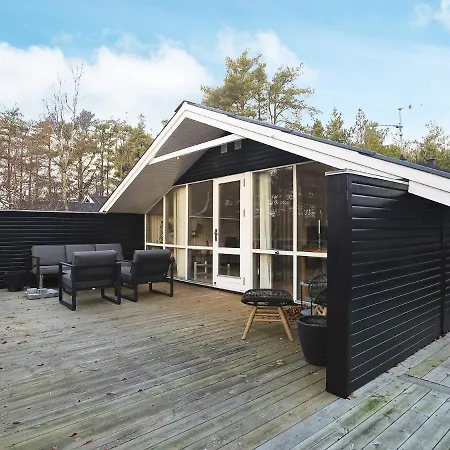 Xxviii Feriehus